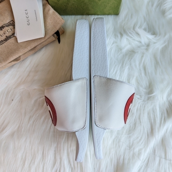 Gucci Interlocking G Logo Rubber Slide - Picture 3 of 12